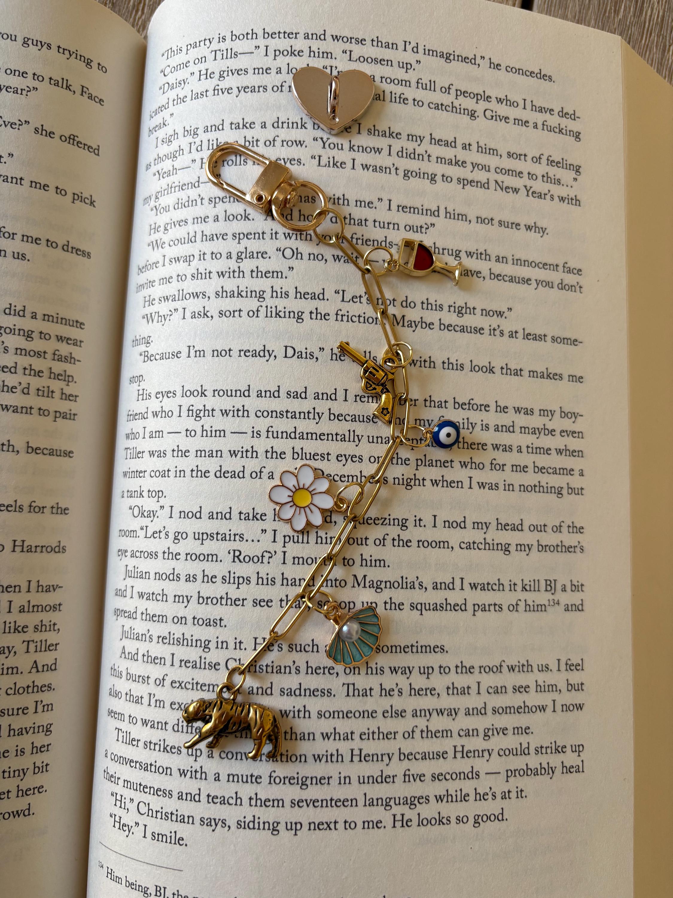 Magnolia Parks & Daisy Haites Kindle Charms