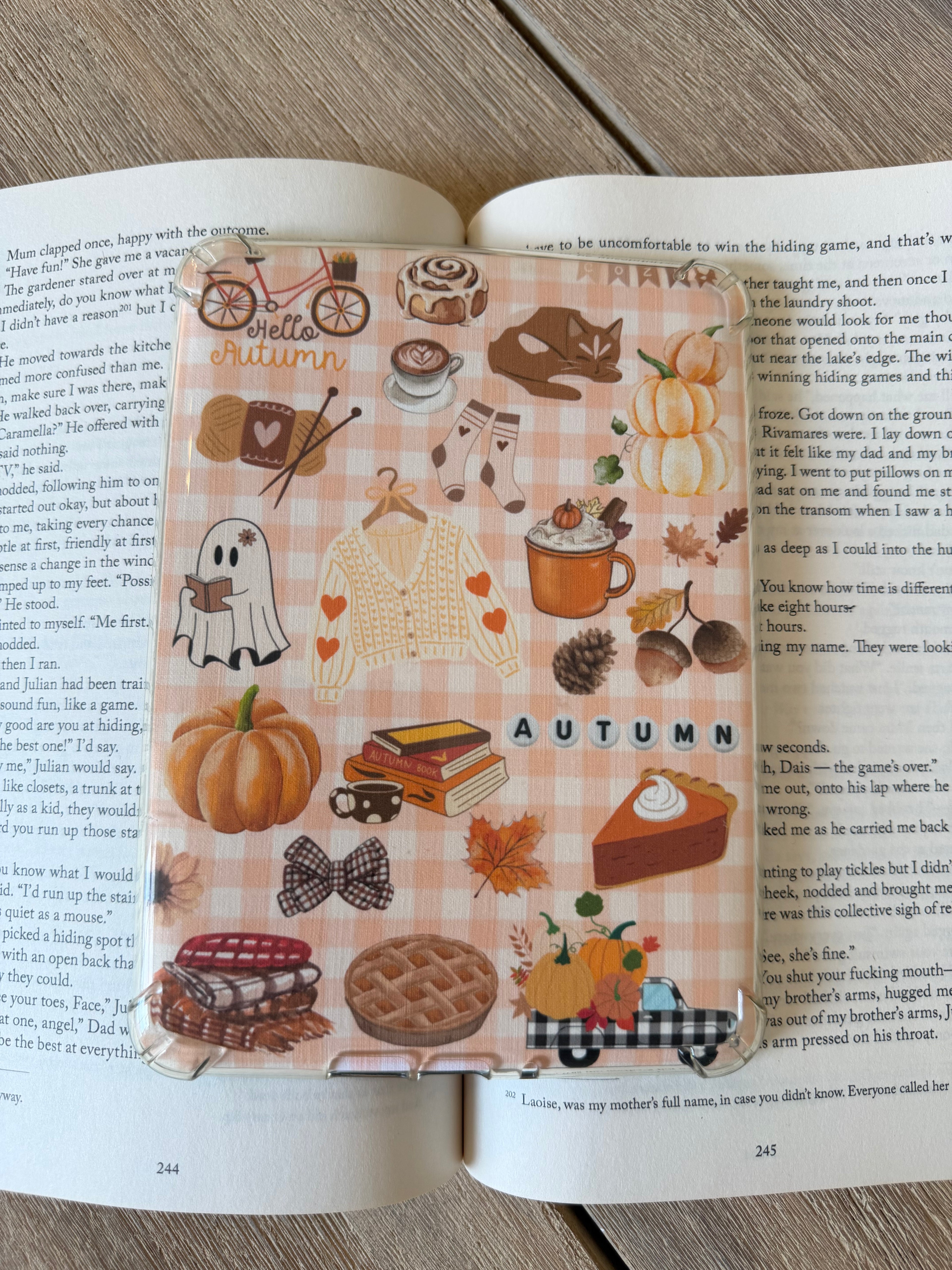 Autumn Icons Gingham Kindle Insert