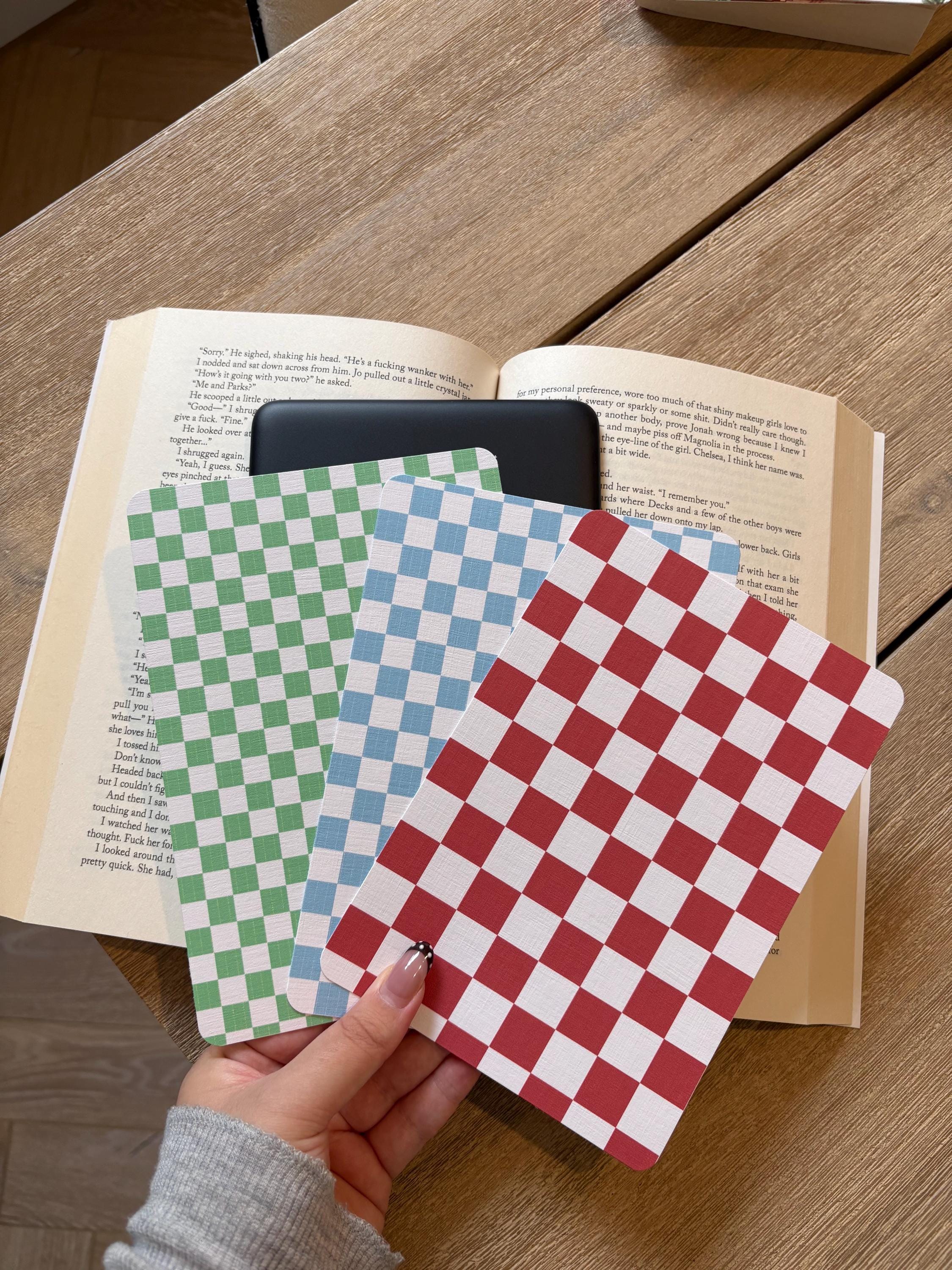 Checkered Kindle Inserts, checkered pattern Kindle Insert