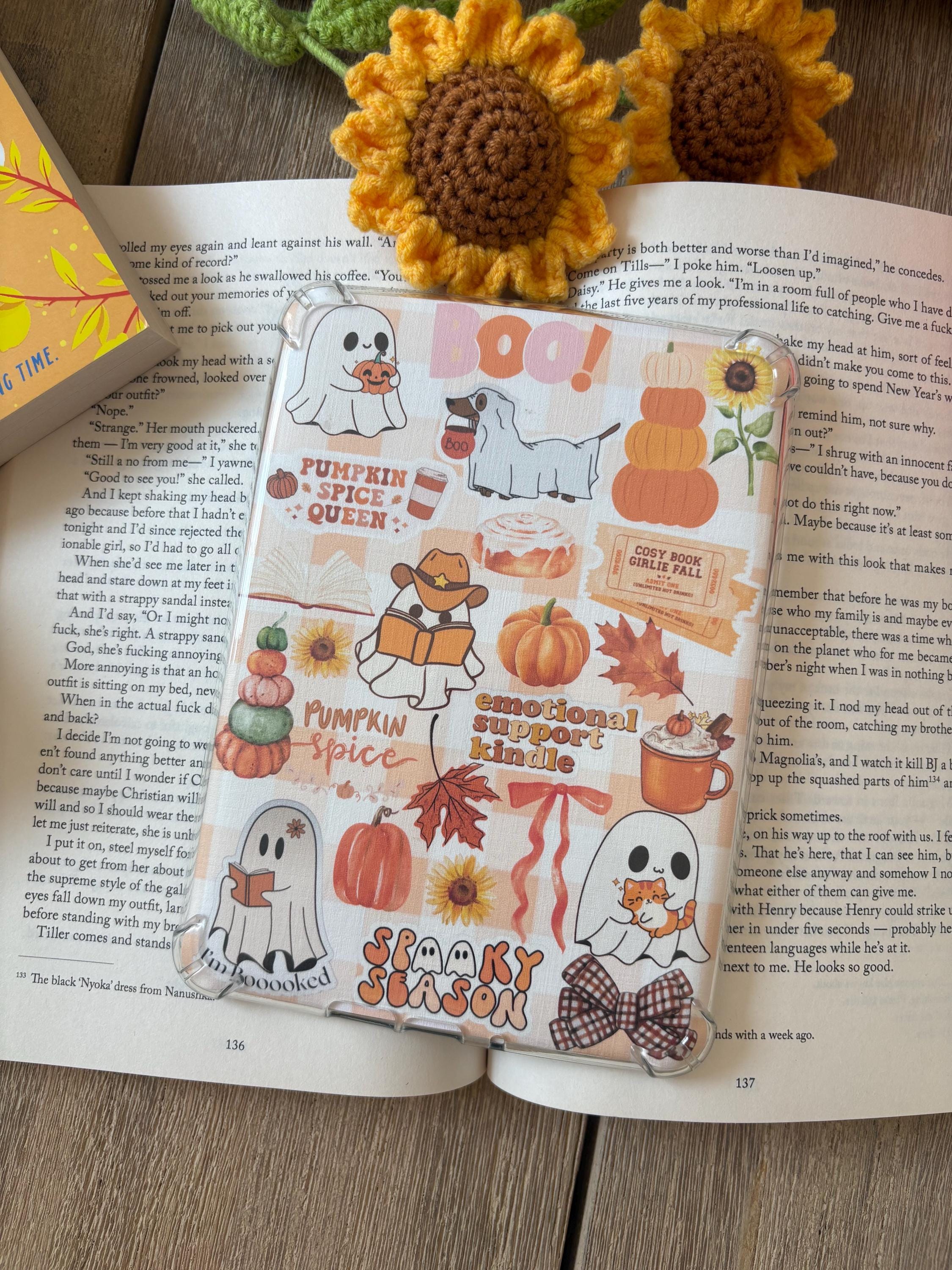 Orange Pumpkin Halloween Kindle Insert / autumn Kindle / Kindle Insert/ /Kindle Insert (Physical) / Kindle Aesthetic /Clear Case Insert