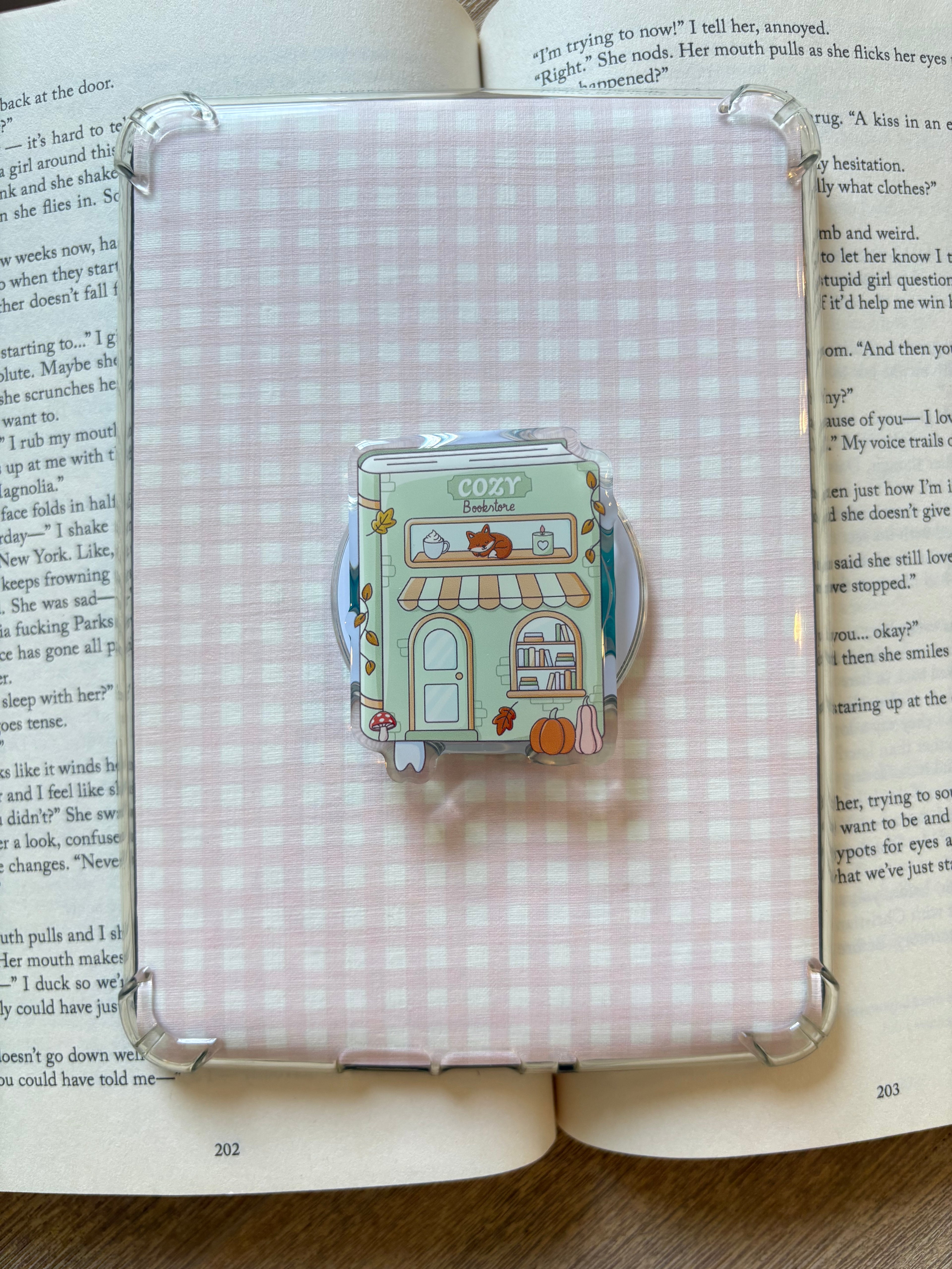 Cozy Bookstore Kindle Grip