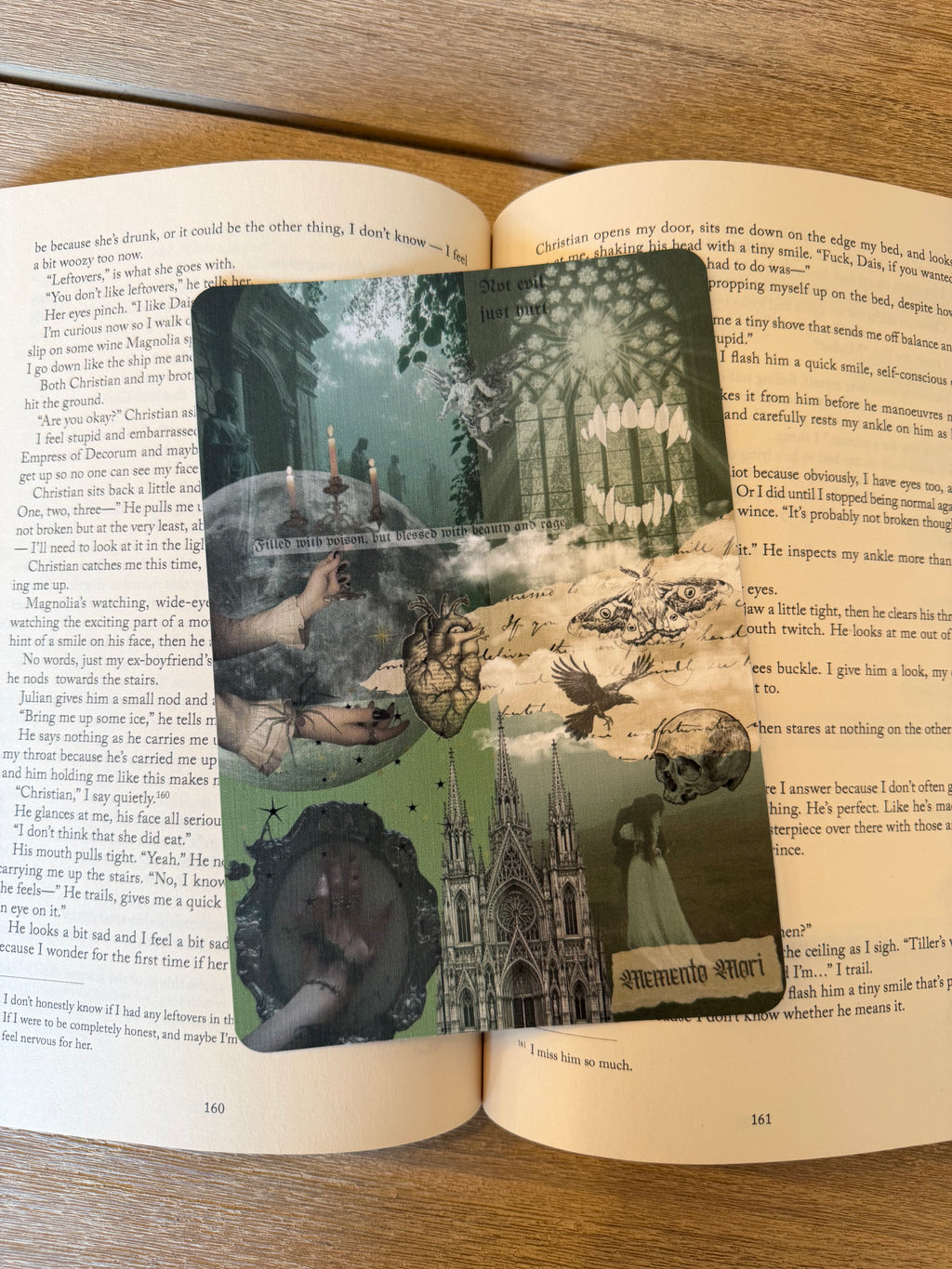 Dark Gothic Romance Kindle Insert