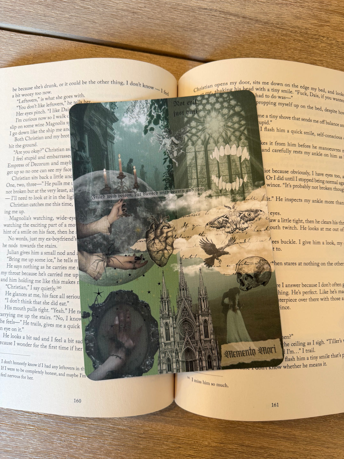 Dark Gothic Romance Kindle Insert