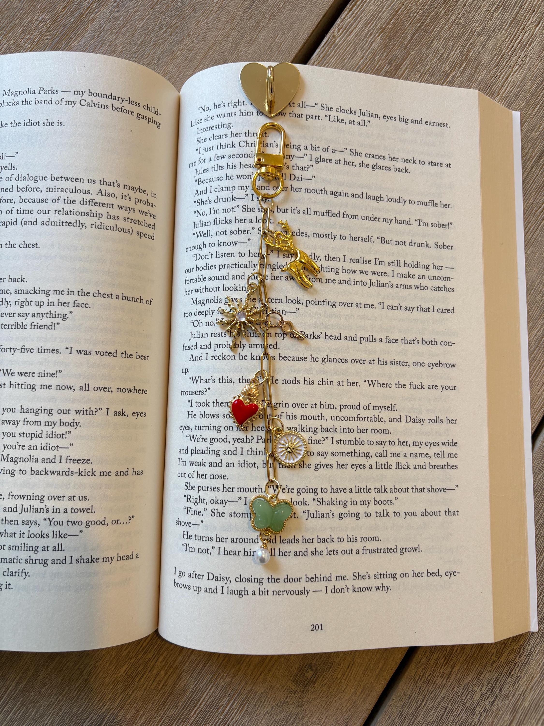 Throne of Glass Kindle Charm