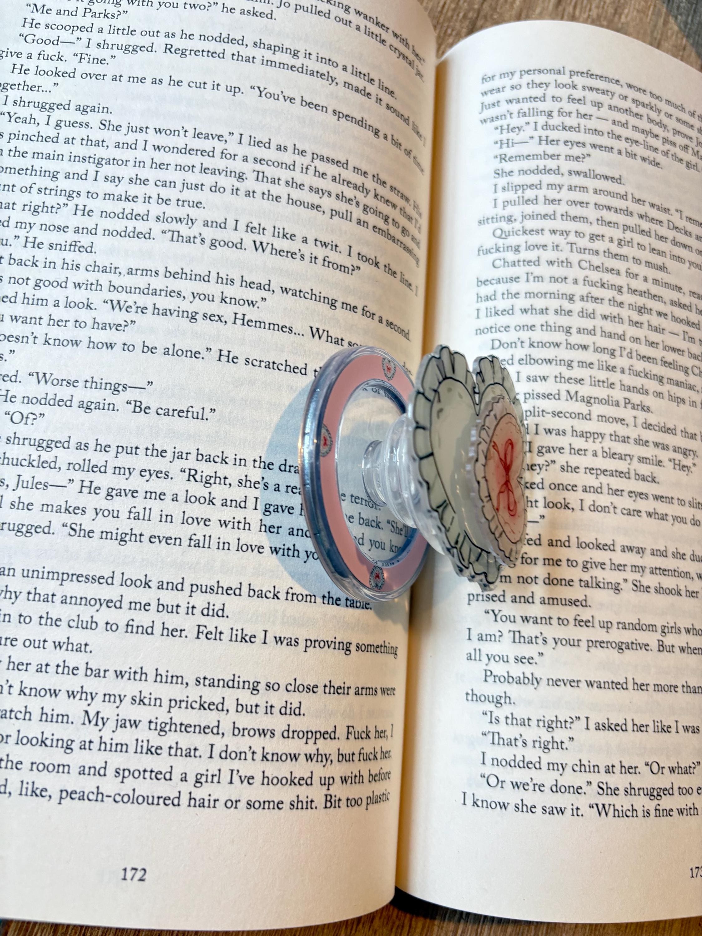 Blue Heart and Bow Magnetic Kindle Grip