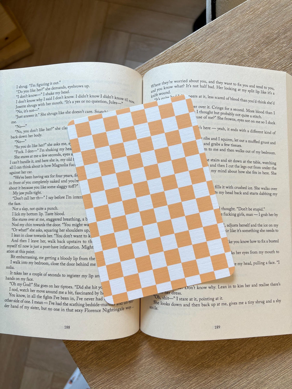 Checkered Kindle Inserts