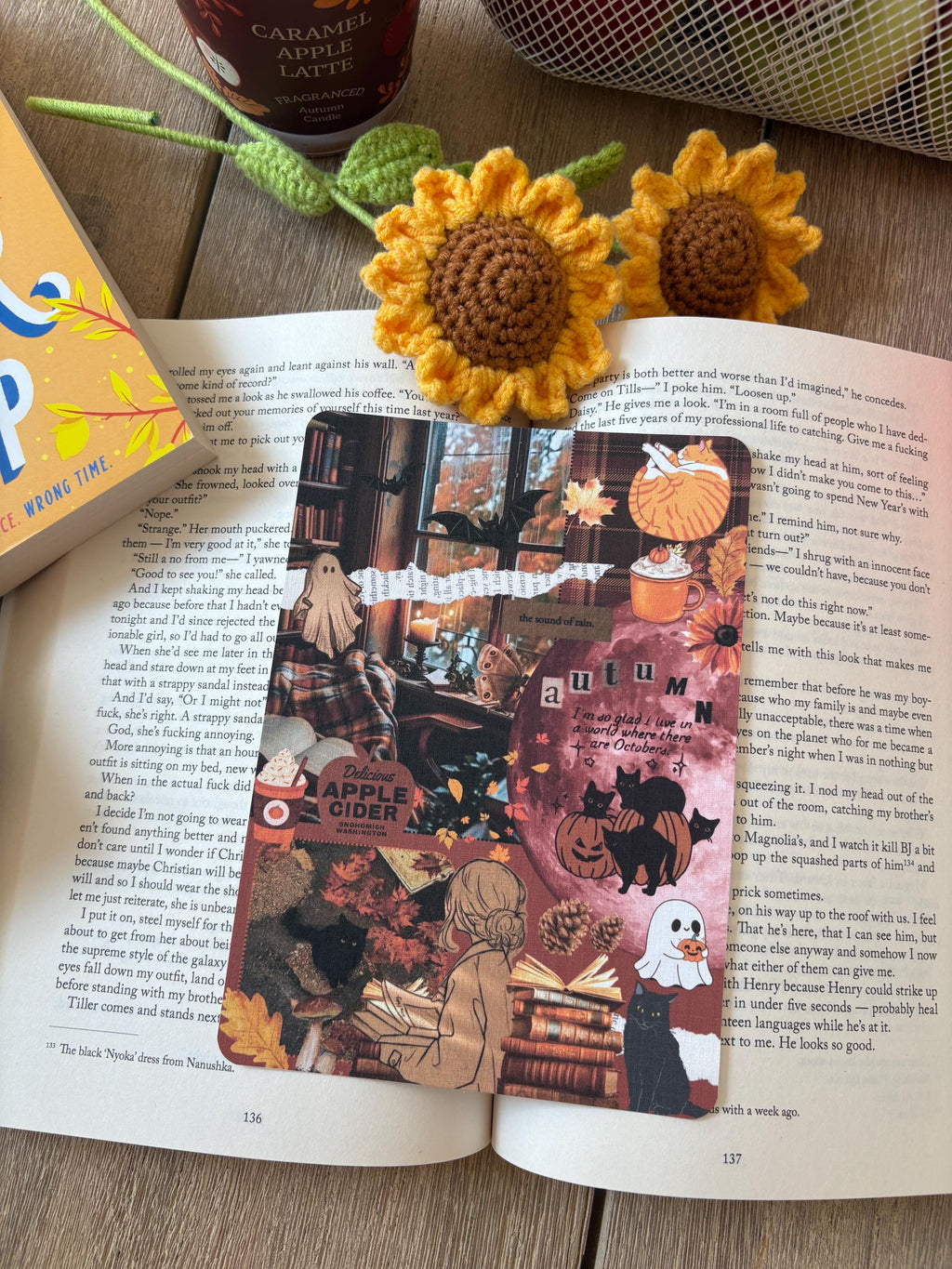 Autumn Kindle Insert / autumnal / autumn kindle / book girl / Kindle Insert/ /Kindle Insert (Physical) / Kindle Aesthetic /Clear Case Insert