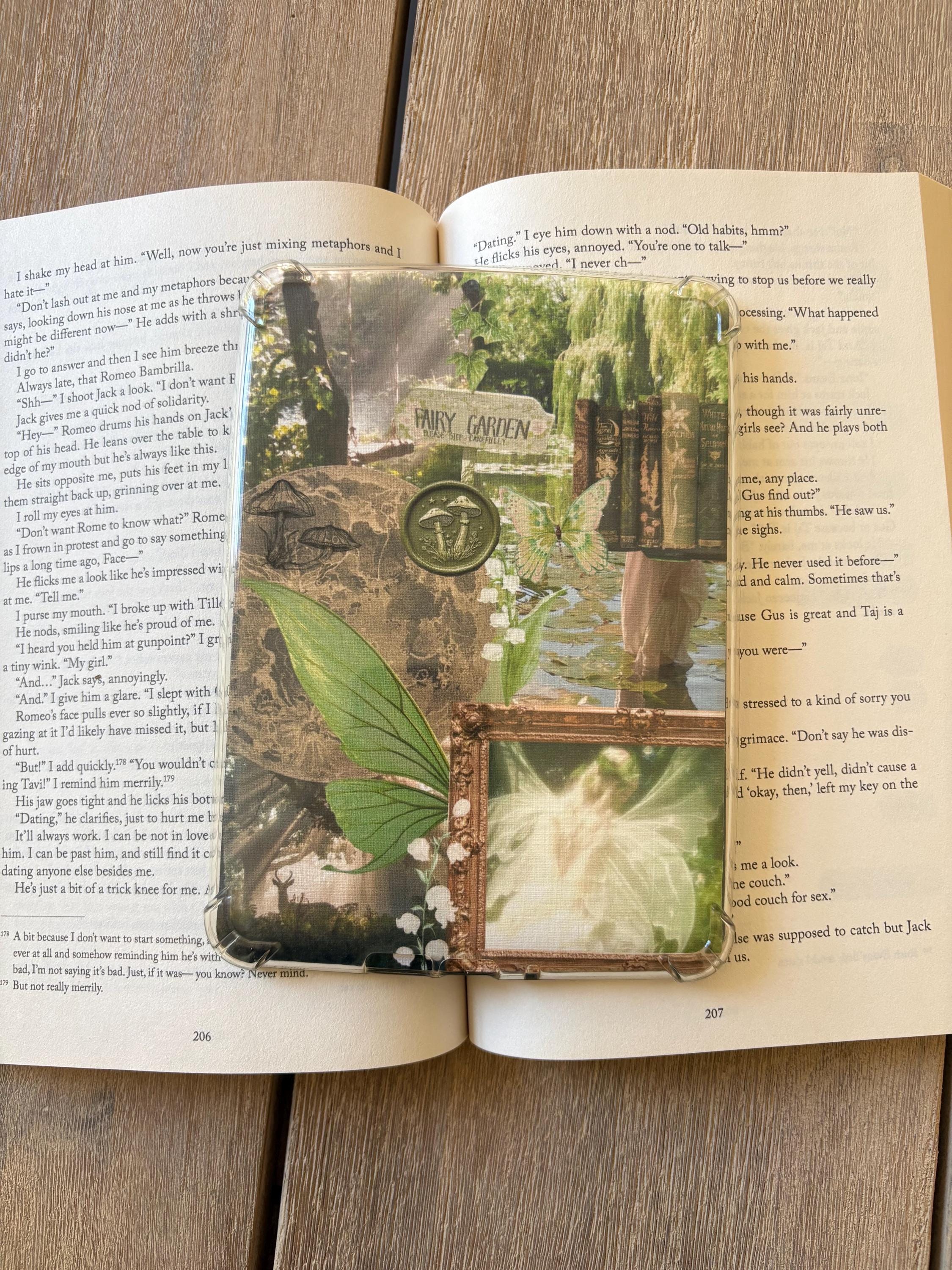 Cottagecore Green Fairy Kindle Insert